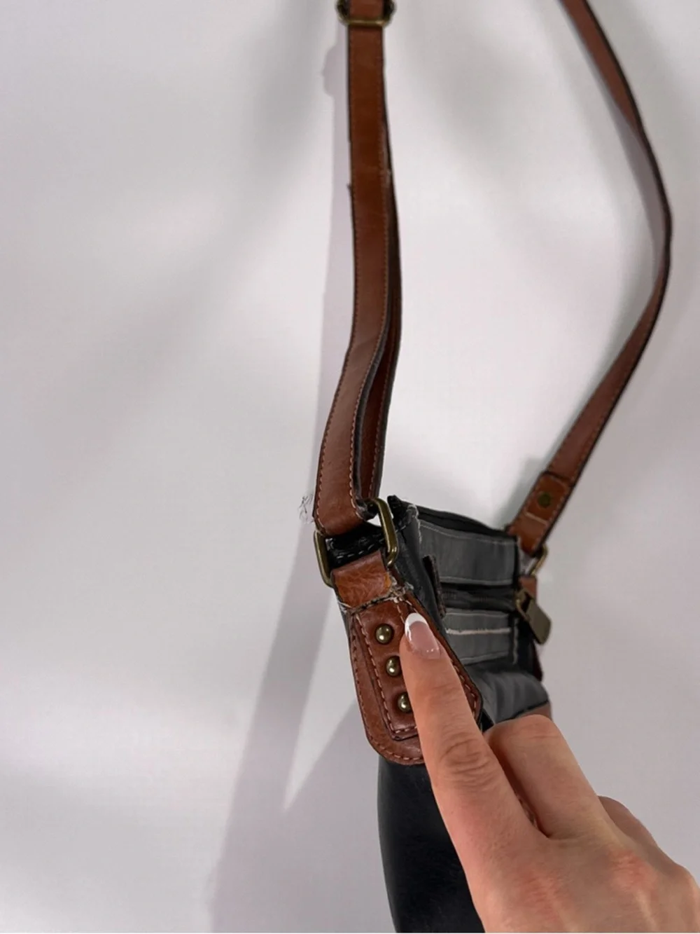 B.O.C. Organizer Crossbody Bag Built In Wallet Faux Leather Black Brown Medium